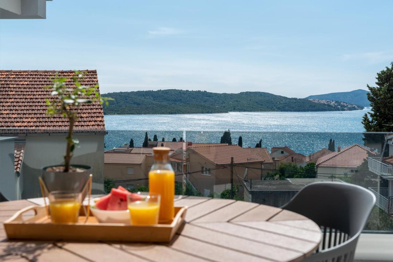 Villa Kuzmanic Trogir Bagian luar foto