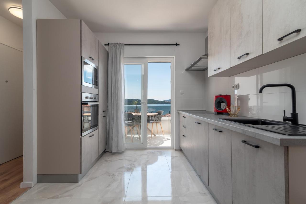 Villa Kuzmanic Trogir Bagian luar foto