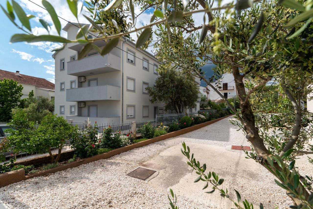 Villa Kuzmanic Trogir Bagian luar foto